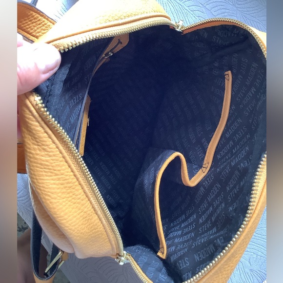 Nice STEVE MADDEN back pack 🌼🌼🌼 - Picture 16 of 16